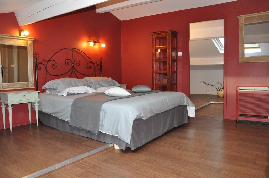 Le Lac De Crivito Bed & Breakfast Caraman Room photo
